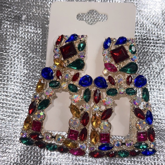 Accessories - 🌸$12.50 Fashion Earrings